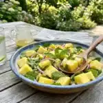 Pineapple Mint Salad: The Ultimate 5-Minute Summer Refresher image 1200x800 1777409293841
